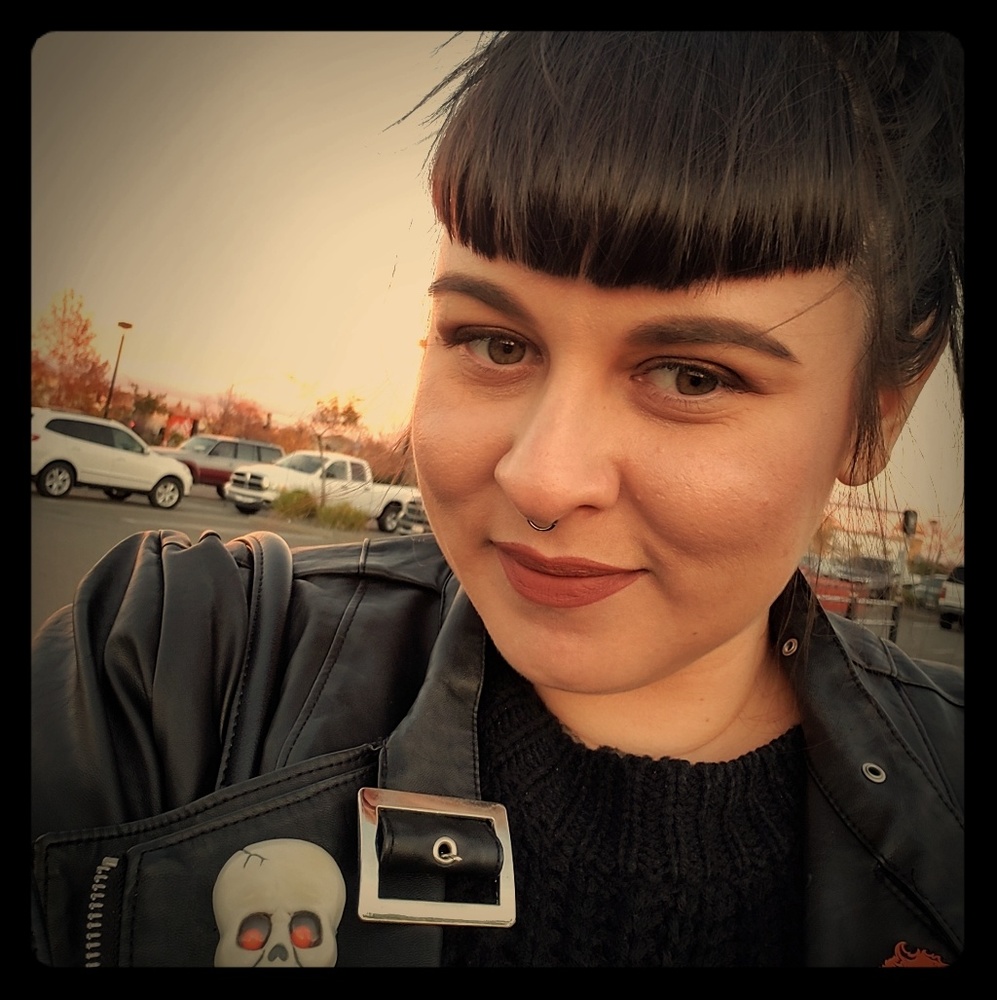 Meet your Posher, Krystal